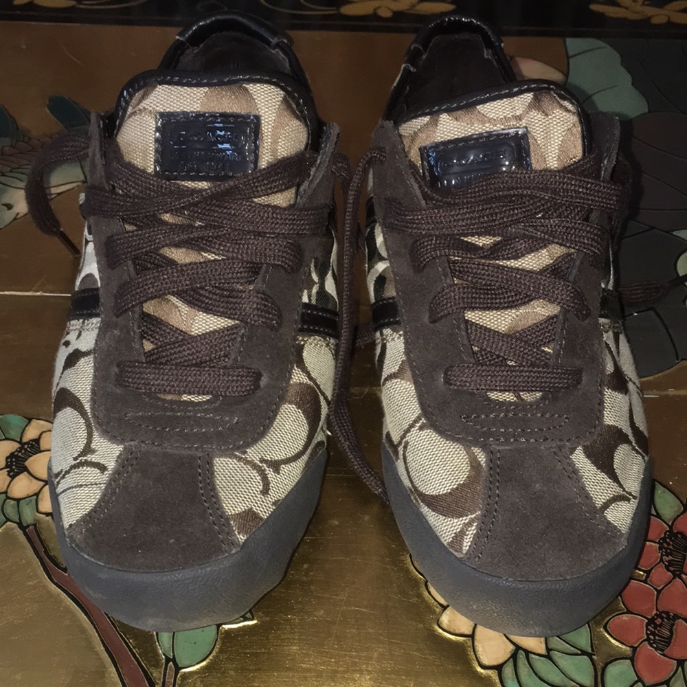 Coech shoes